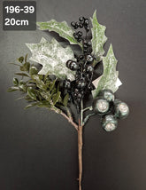Crenguță artificială de Crăciun cu frunze de ilex și bobițe negre lucioase, 20 cm, set 10 bucăți